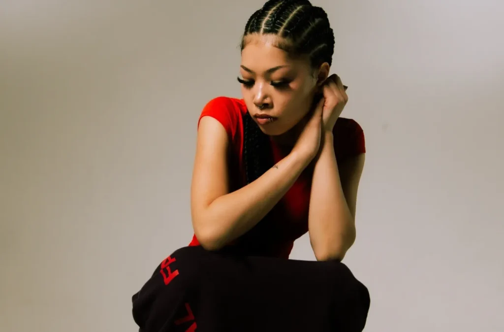 Molly Santana Age, Real Name, Music Journey & Luxurious Lifestyle Revealed